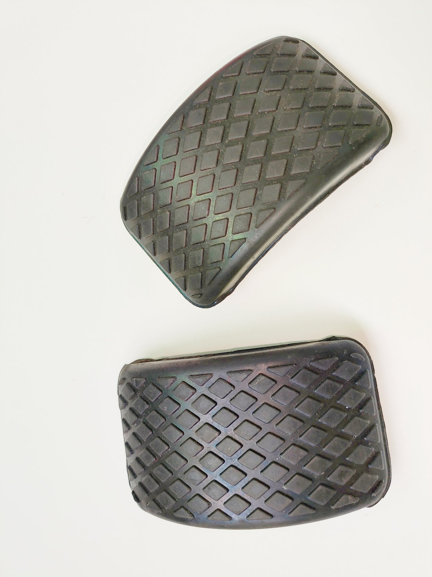 Rubber pads sole hooves for jump stilts