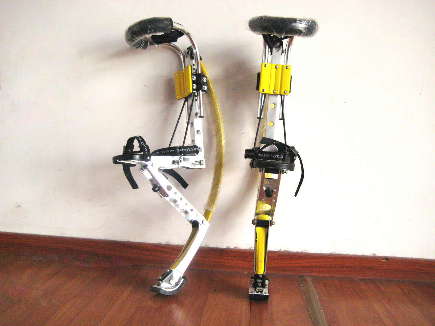 Skyrunner Adult Kangaroo Shoes Jumping Stilts Men Women Fitness Exercise (200-242lbs/90~110kg) Bouncing Shoes (Yellow)