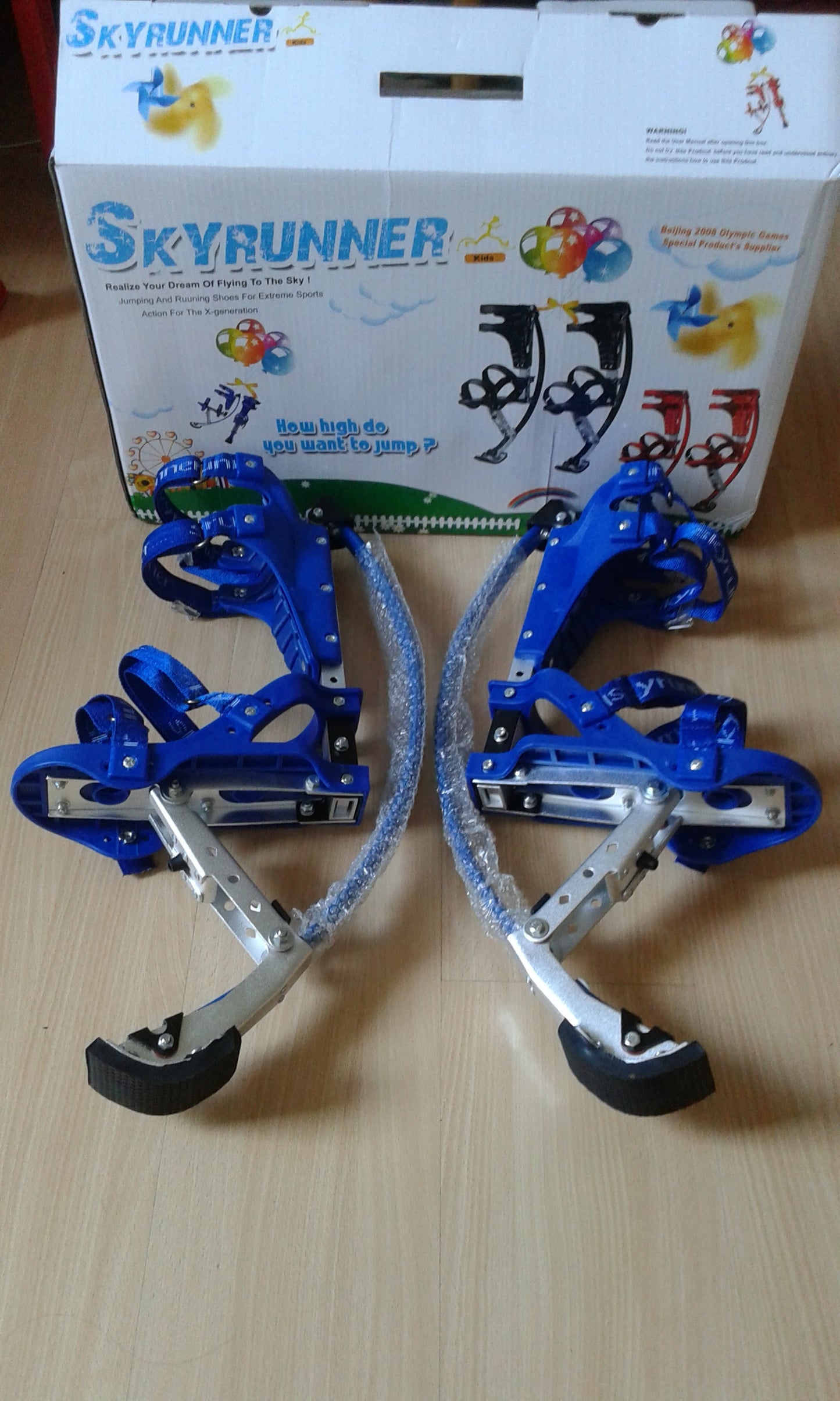 Skyrunner Kids/Child Youth Kangaroo Shoes Jumping Stilts Fitness Exercise (88-132lbs/40-60kg) Blue